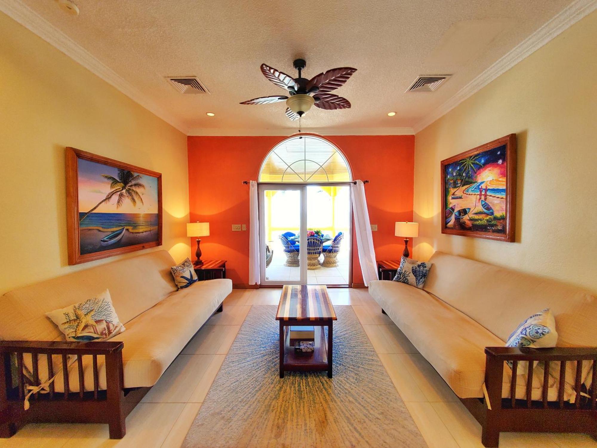 Blue Parrot Beach House And Villas Hopkins Exterior photo